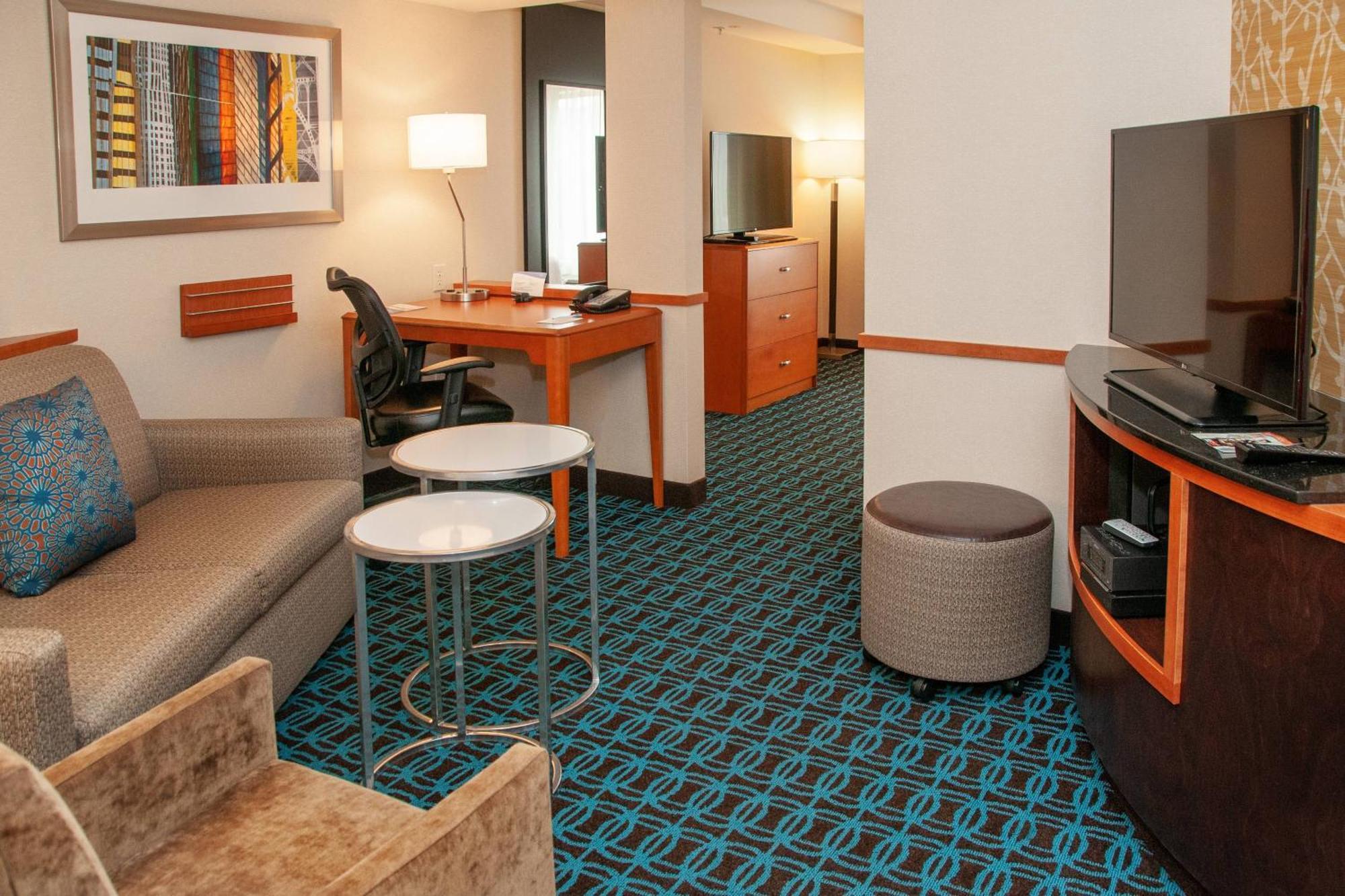 Fairfield Inn And Suites By Marriott Colorado Springs North Air Force Academy Gleneagle Exterior foto